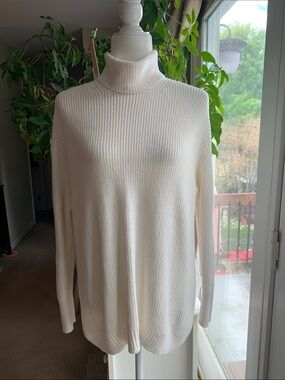 J. Crew Winter White Turtleneck Sweater Sz XS